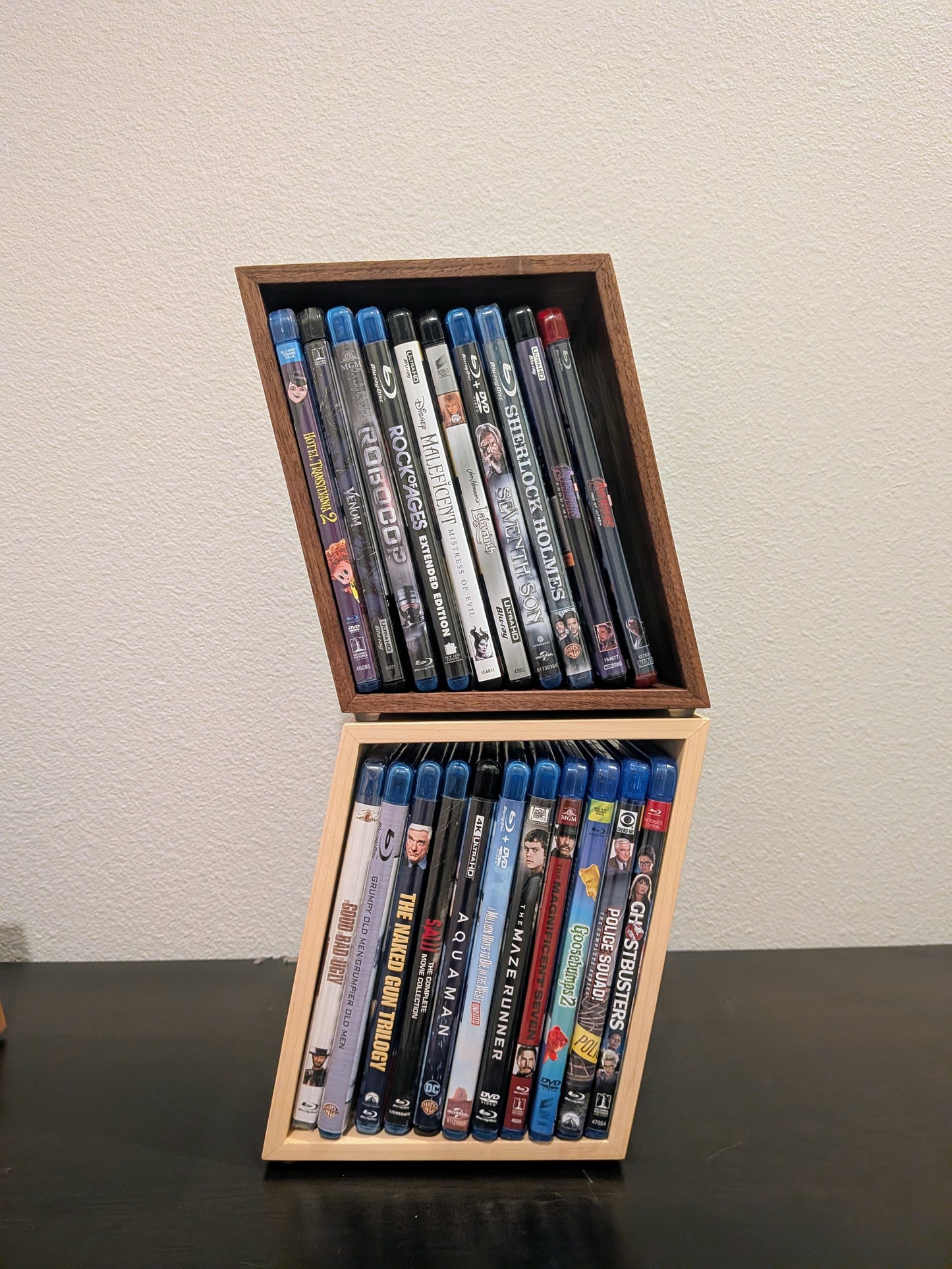Blu-ray or DVD Storage Stand – Wooden Blu-ray DVD Organizer, Steelbook Holder, Tabletop Movie Display Rack, Minimalist Media Storage